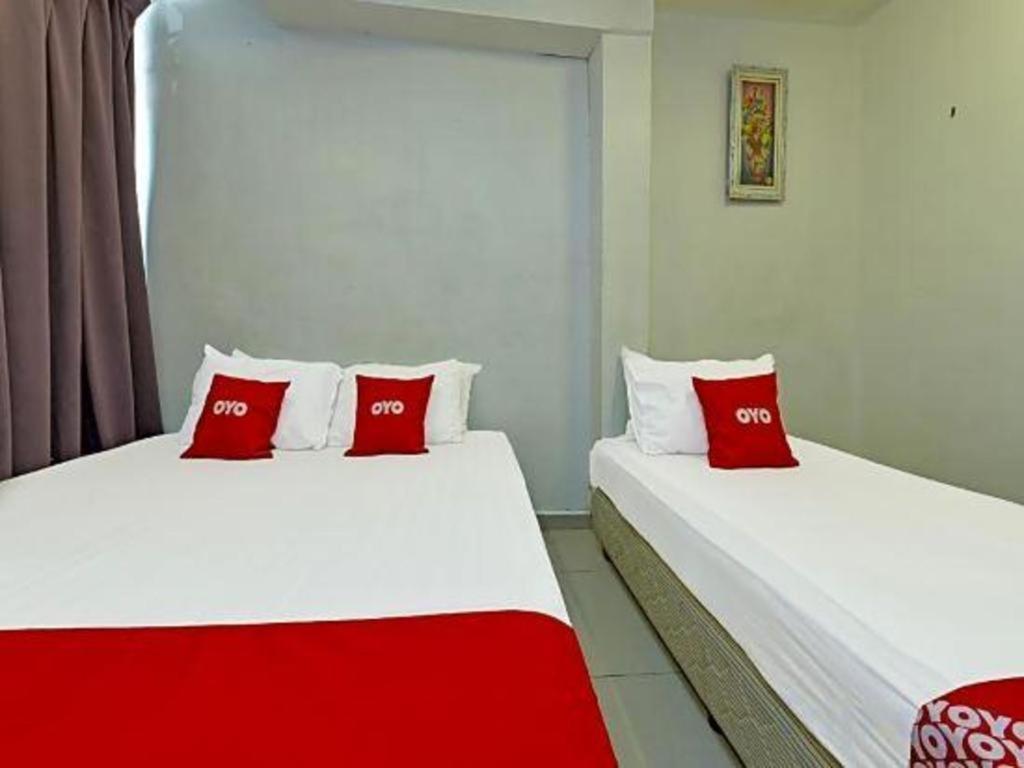 F Hotel Sungai Dua Bukit Exterior foto